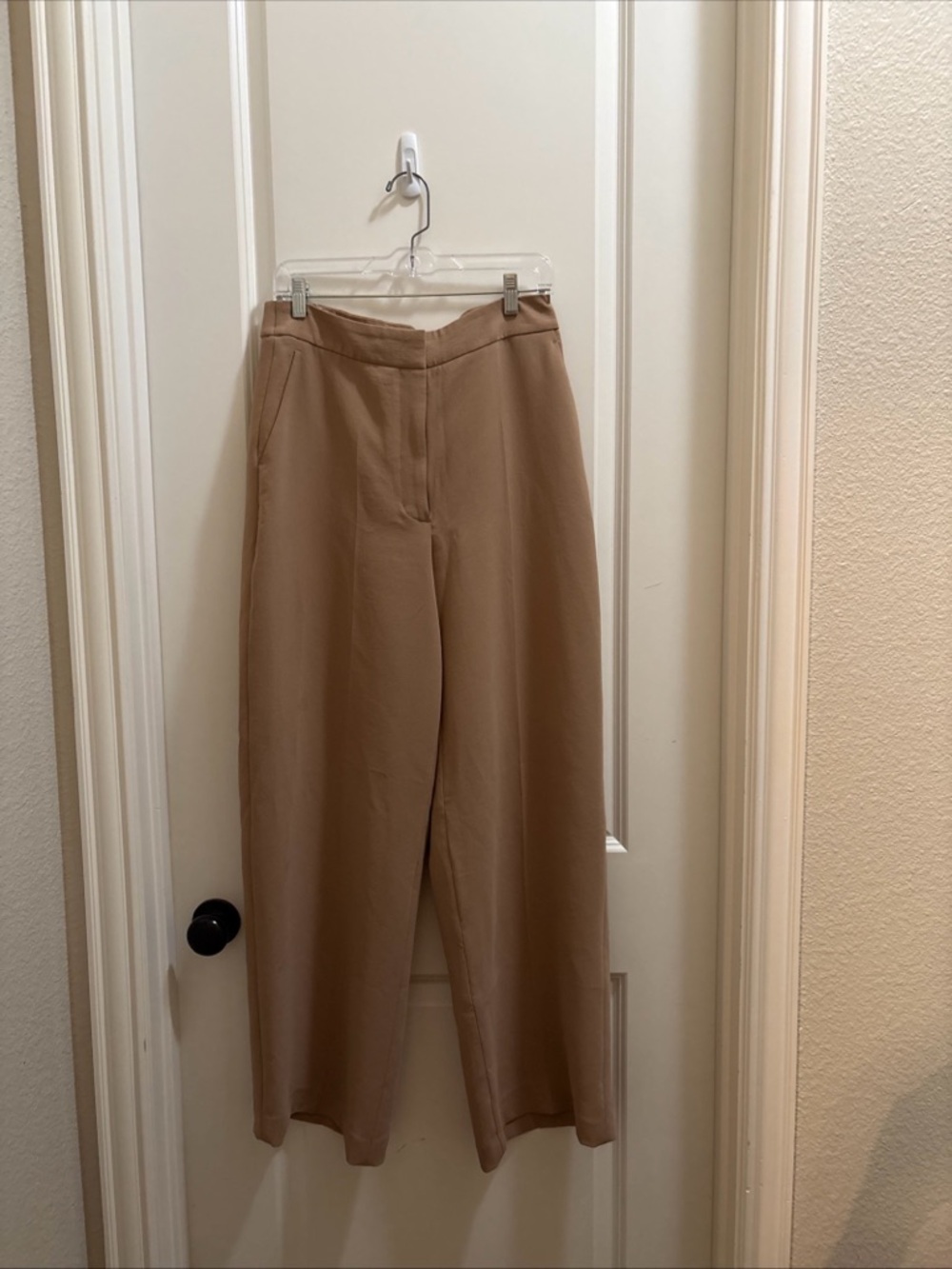 Women’s Aritzia Wilfred The Effortless Pants Desert Sand Wide Leg Workwear Sz 10 - Picture 2 of 5
